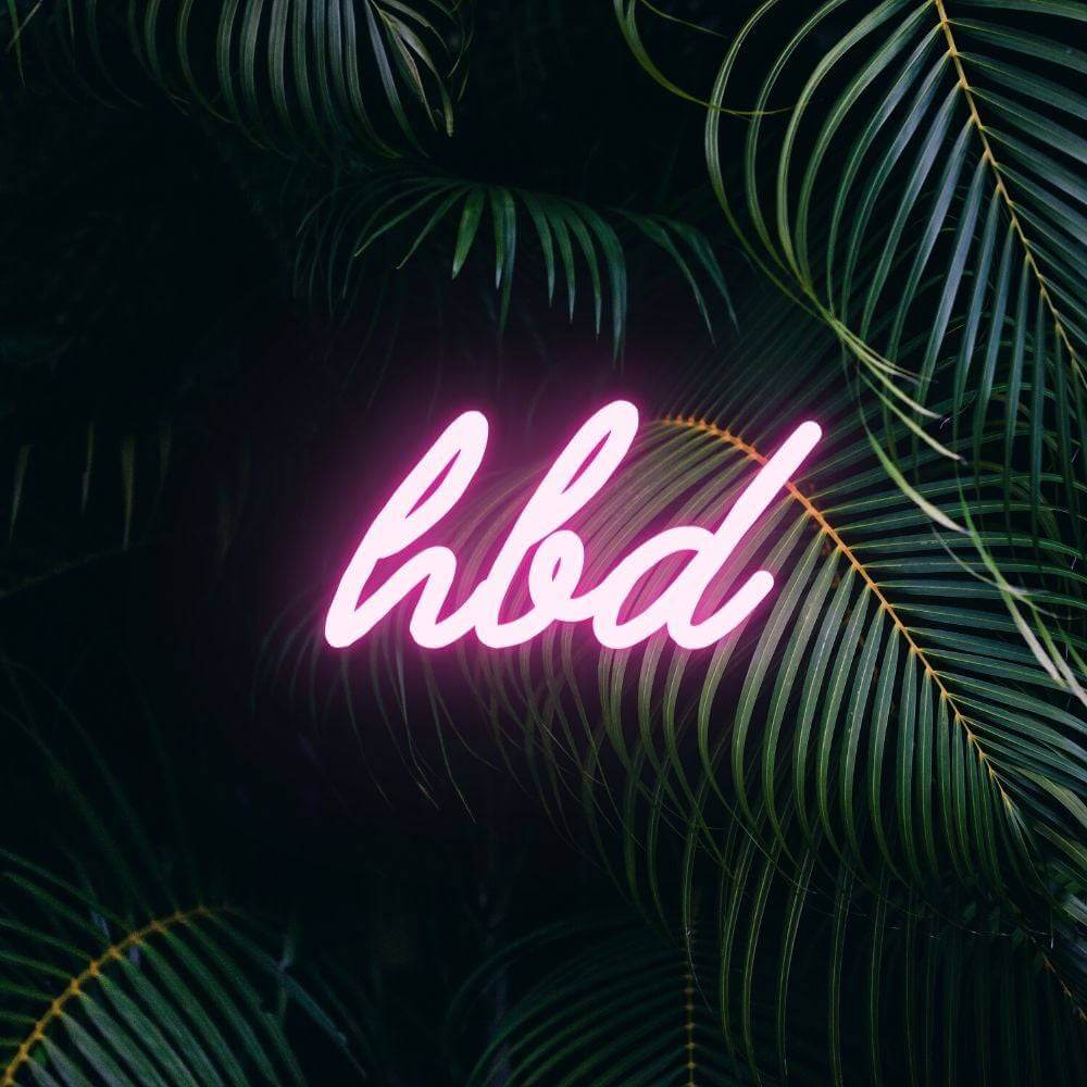 Feliz Aniversário hbd LED Neon Sign - Feito em Londres Party Neon Signs - Planet Neon
